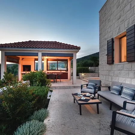 In Rogoznica With 4 Bedrooms, Wifi And Private Swimming Pool Rogoznica (Sibenik-Knin)
