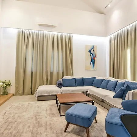 In Rogoznica With 4 Bedrooms, Wifi And Private Swimming Pool * Rogoznica (Sibenik-Knin)
