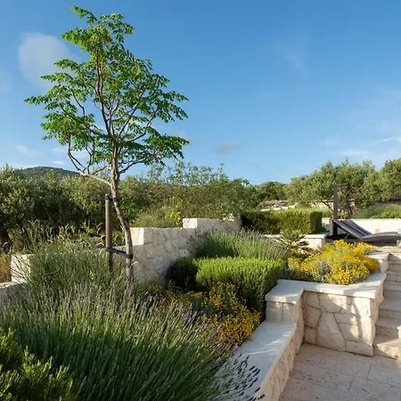 In Rogoznica With 4 Bedrooms, Wifi And Private Swimming Pool Rogoznica (Sibenik-Knin)